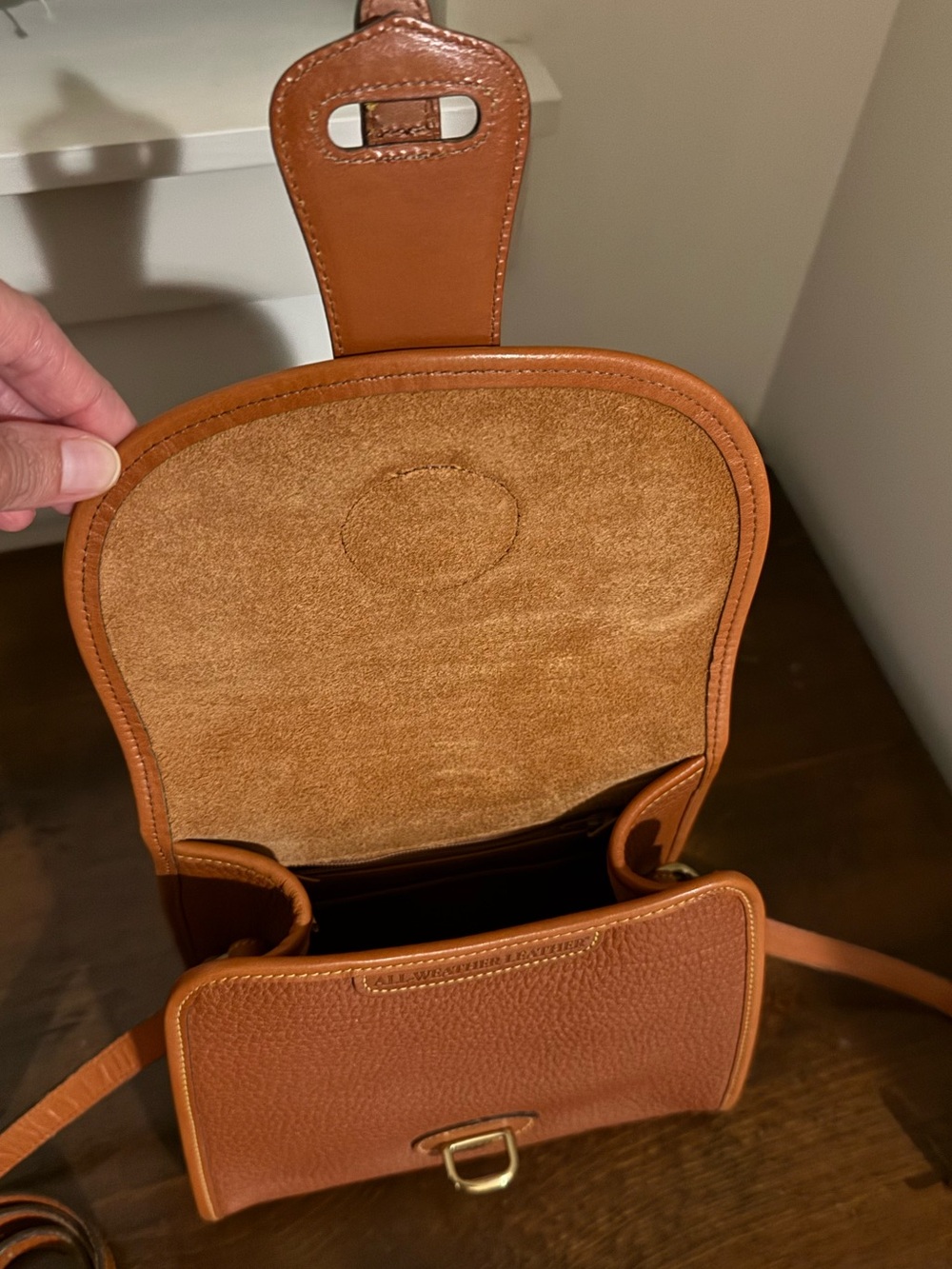 Vintage Dooney and Bourke Small Essex - Picture 8 of 10